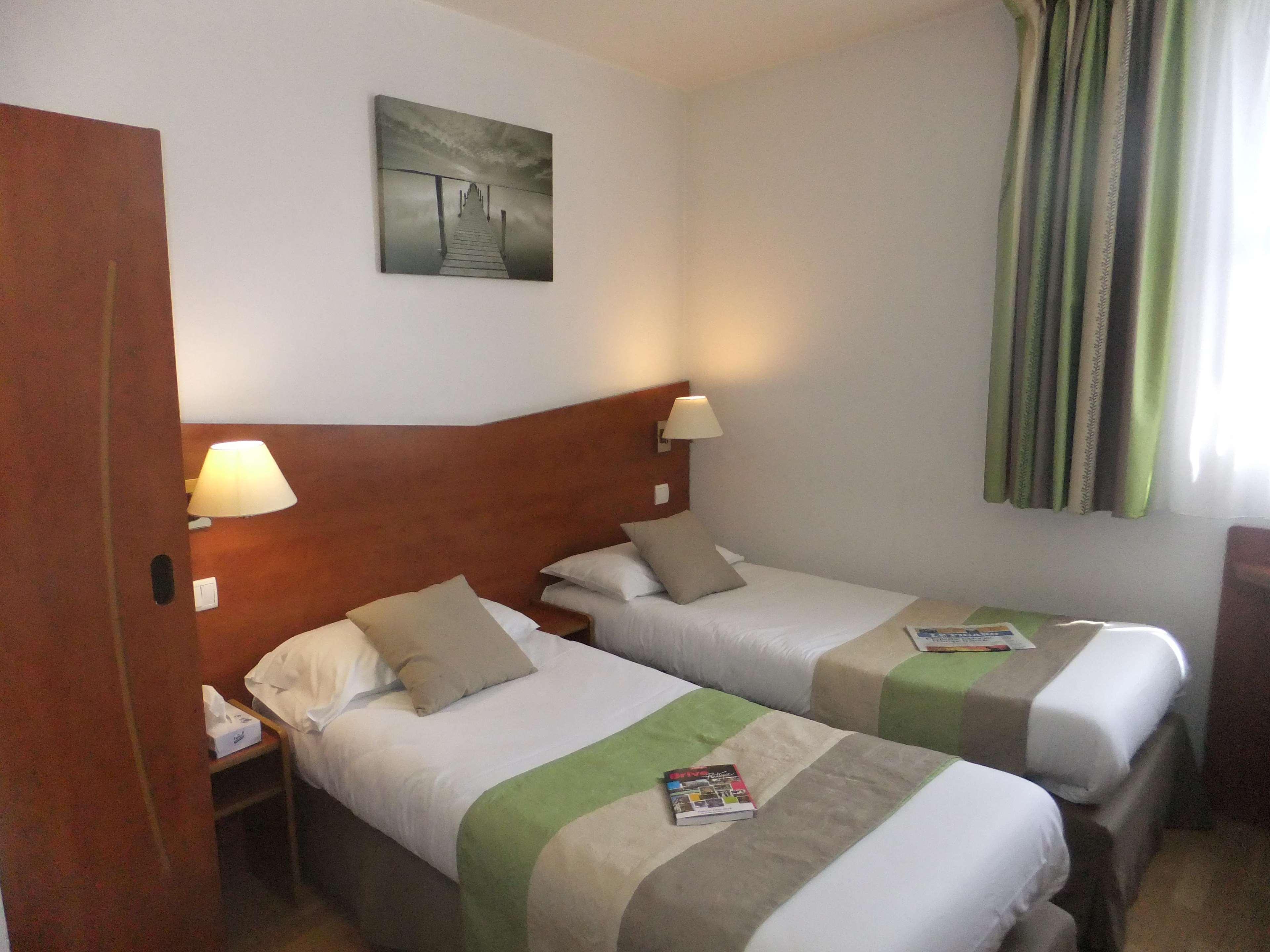 Hotel Restaurant Kyriad Brive Centre Zewnętrze zdjęcie