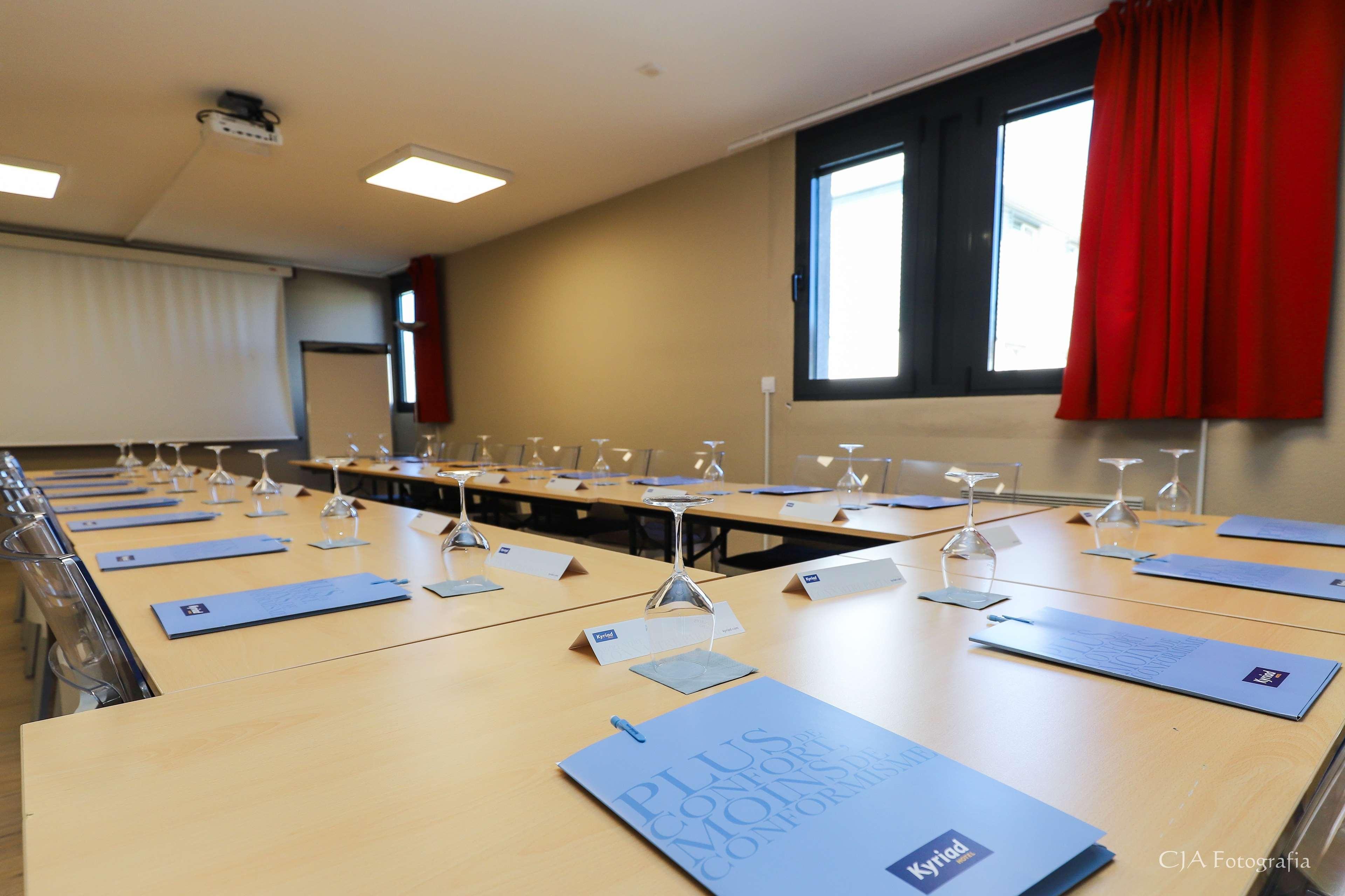 Hotel Restaurant Kyriad Brive Centre Zewnętrze zdjęcie