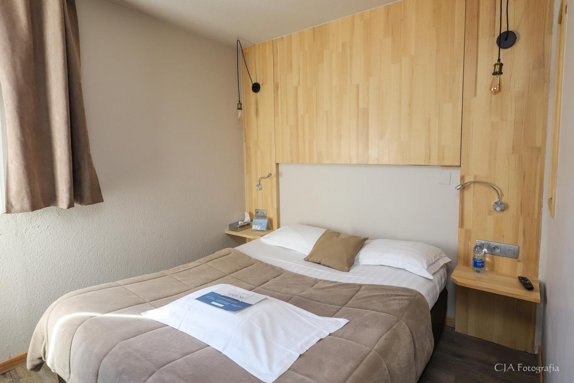Hotel Restaurant Kyriad Brive Centre Zewnętrze zdjęcie