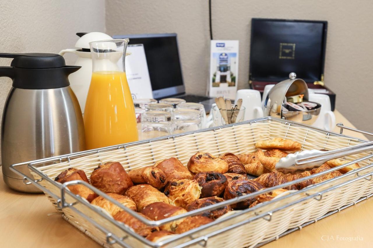 Hotel Restaurant Kyriad Brive Centre Zewnętrze zdjęcie